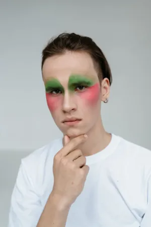Green And Red Makeup
