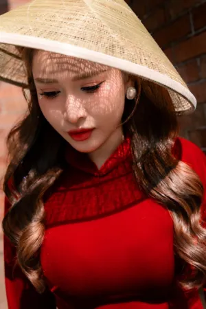 Vietnamese Traditional Dress