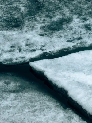 Ice Cracks