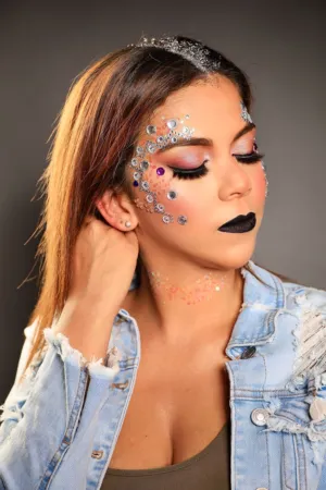 Sparkly Face Art