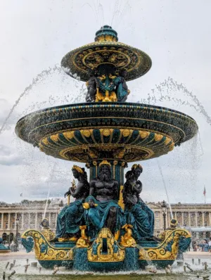 Luxurious Parisian Fountain