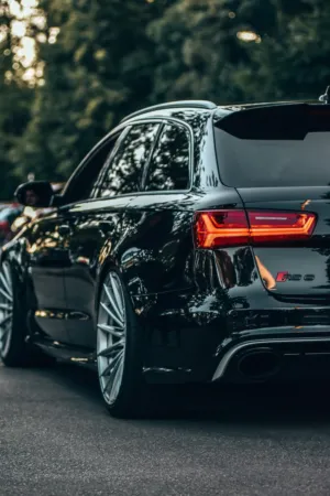 Black Audi Rs6