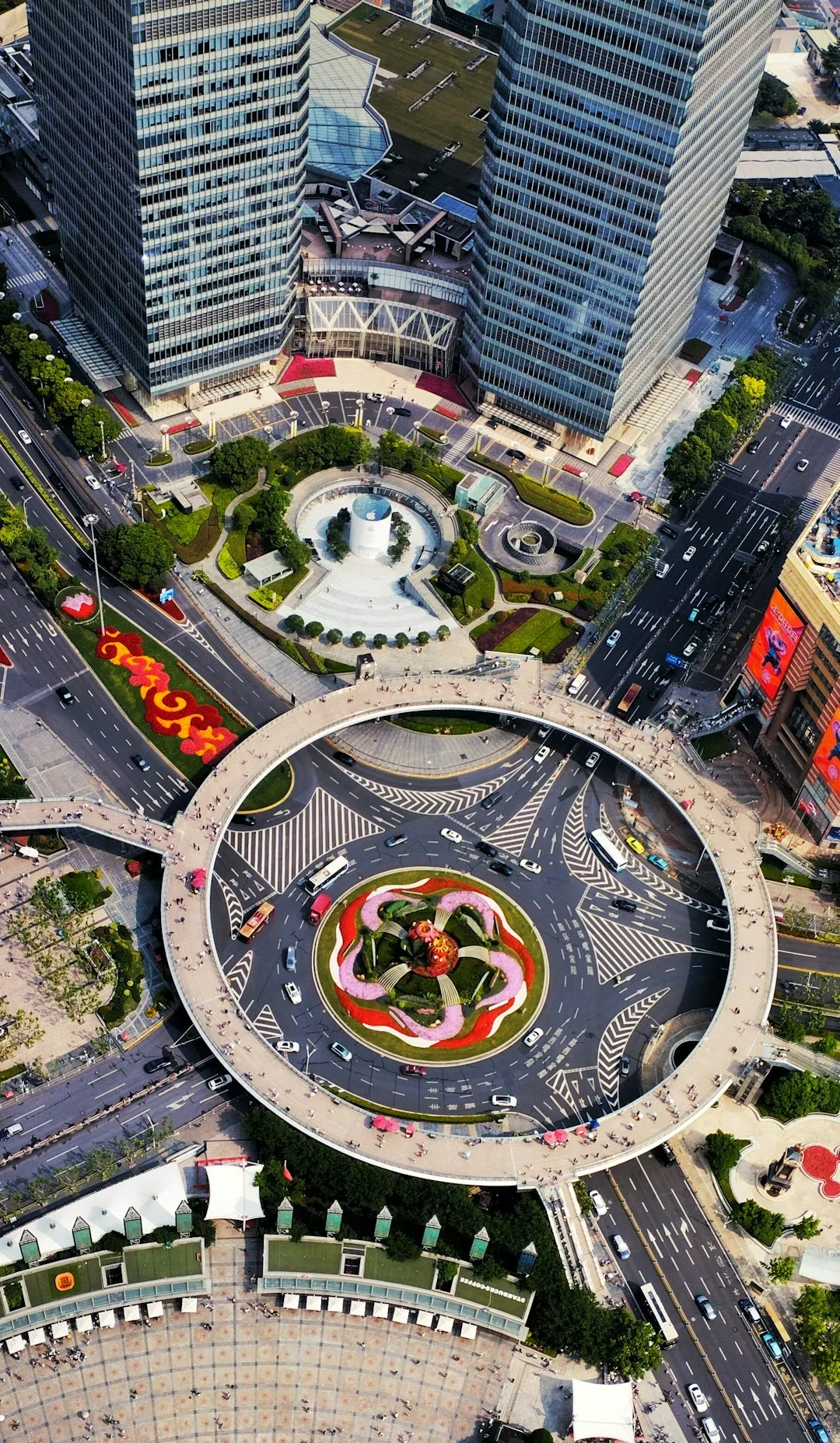 Shanghai Roundabout
