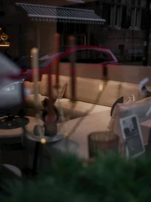 Urban Living Room Display