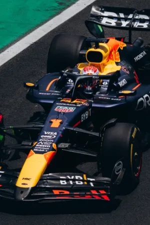 Formula 1 Racing Car