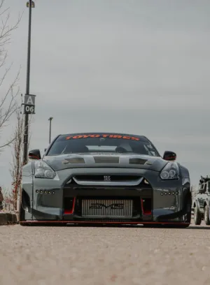 Nissan Gt-R With Custom Front End