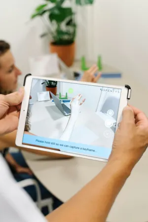 Augmented Reality Hand Scan