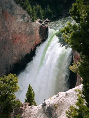 Yellowstone Waterfall