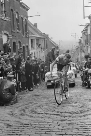 Cobbled Street Bicycle Race