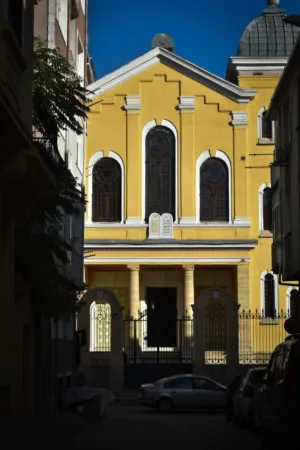Yellow Synagogue