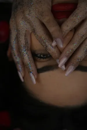 Glittering Hands