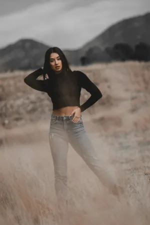 Outdoor Fashion Portrait