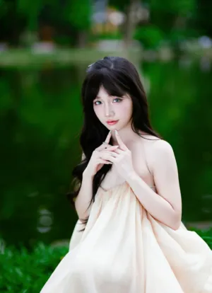 Elegant Outdoor Portrait