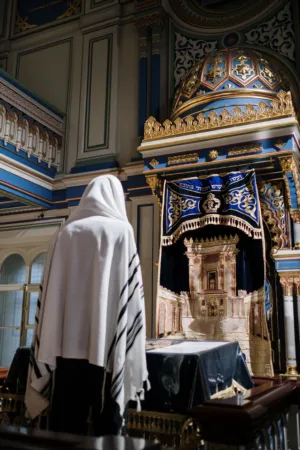 Prayer In Synagogue