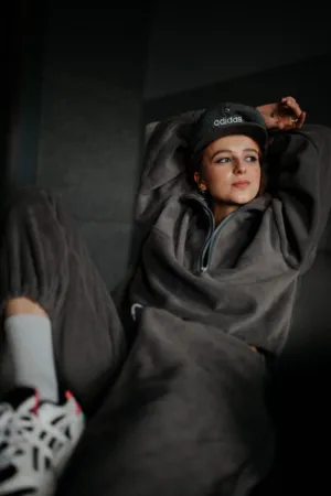 Casual Grey Outfit