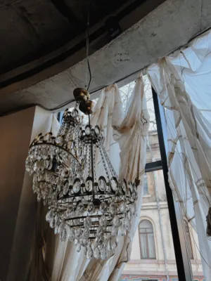 Elegant Crystal Chandelier