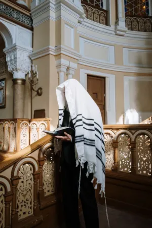 Prayer In Synagogue