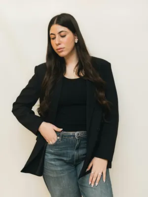 Black Blazer And Jeans Outfit