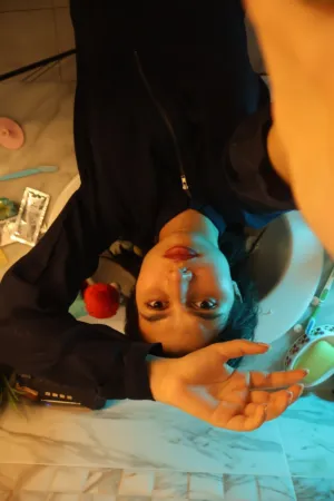 Inverted Selfie