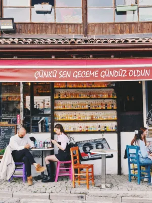Café Scene