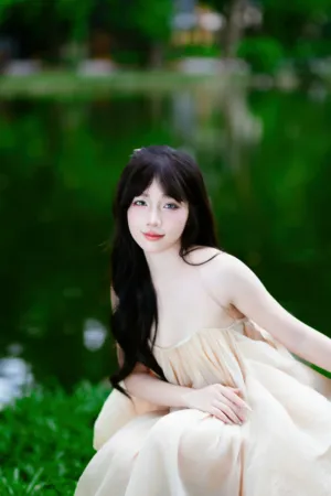 Elegant Outdoor Portrait