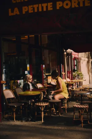 Café Scene
