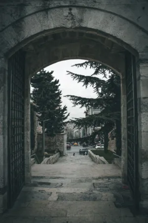 Archway View