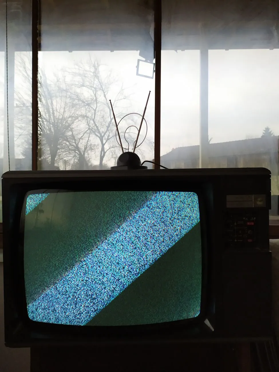 Old Tv With Antenna