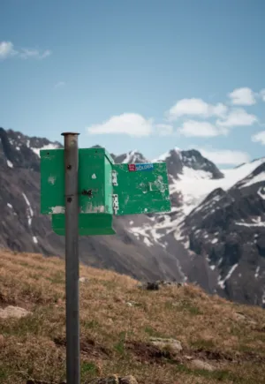 Mountain Sign