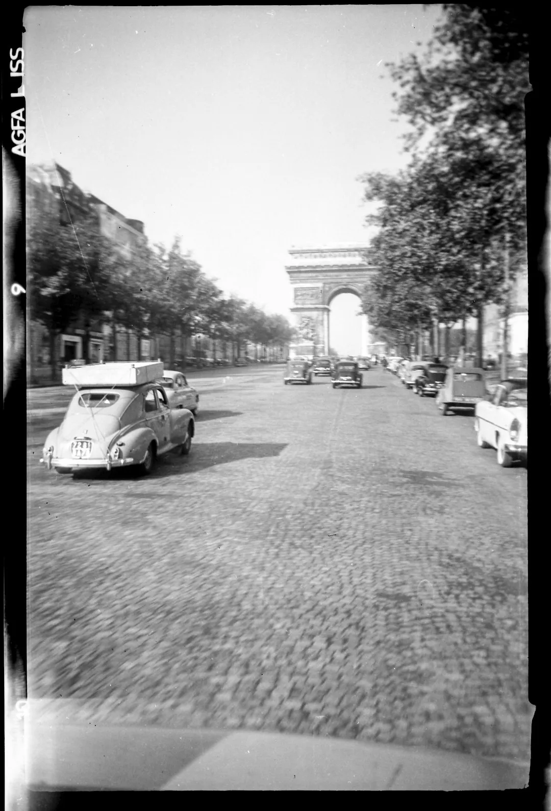 Parisian Street Scene
