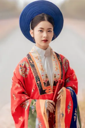 Traditional Chinese Costume