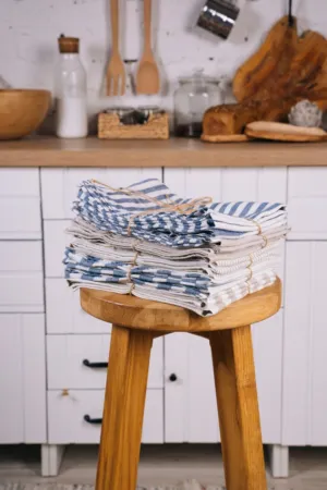 Kitchen Towels On Stool