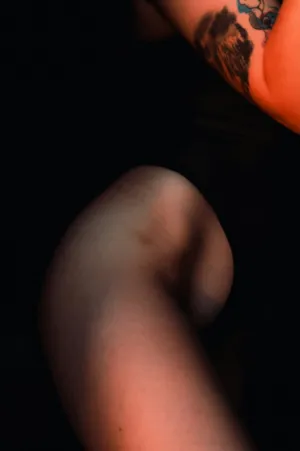 Nude Leg