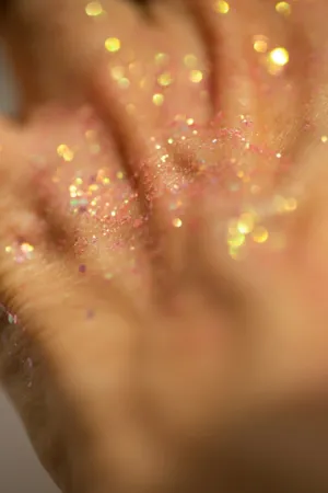 Glittering Hand
