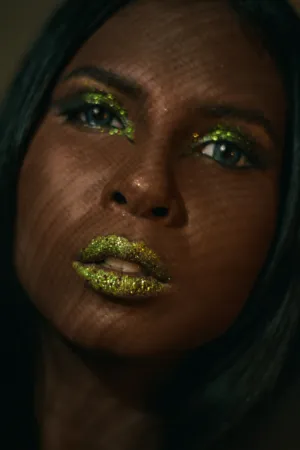 Sparkling Green Makeup