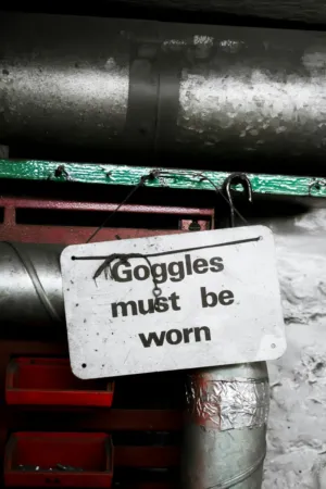 Goggles Must Be Worn Sign