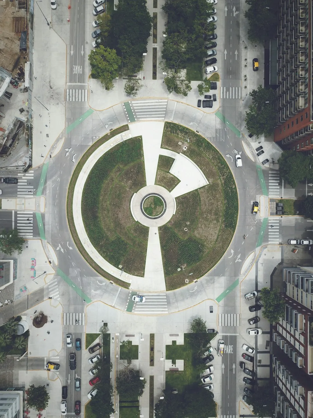 Circular Urban Roundabout
